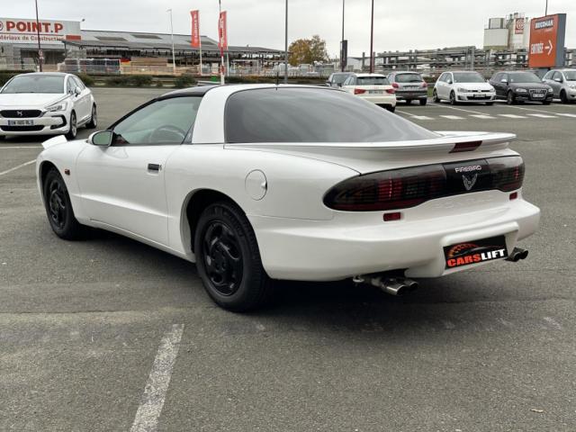 Pontiac Firebird image 9