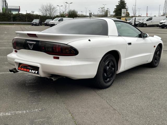 Pontiac Firebird image 1
