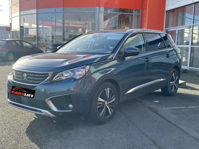 Peugeot 5008 image 6