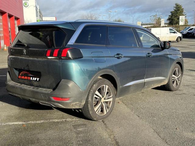 Peugeot 5008 image 9