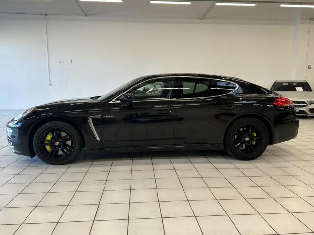 Porsche Panamera image 6