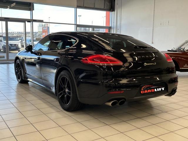Porsche Panamera image 8