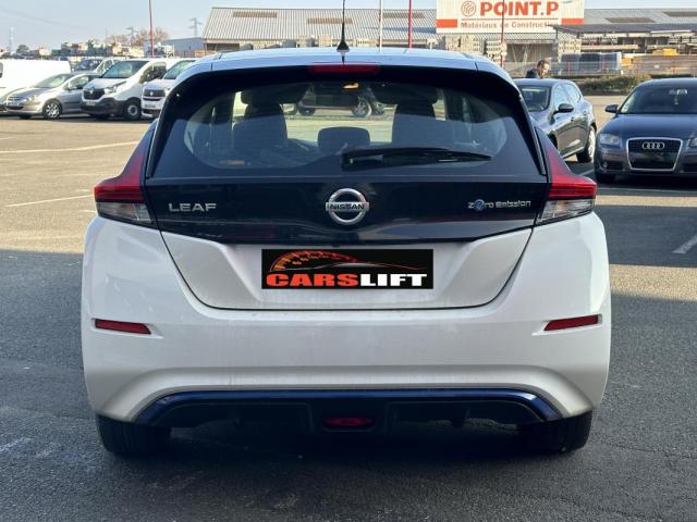 Nissan Leaf image 5
