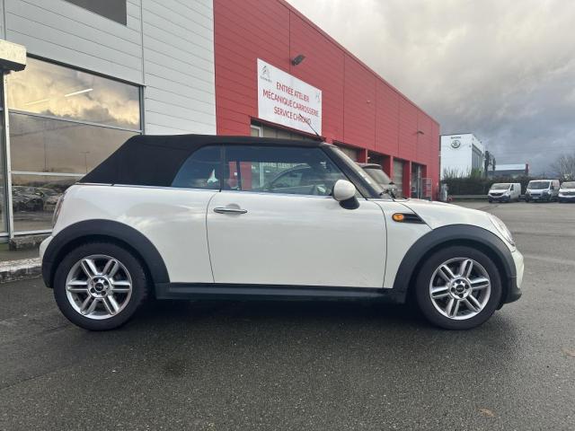 Mini Cabrio image 1