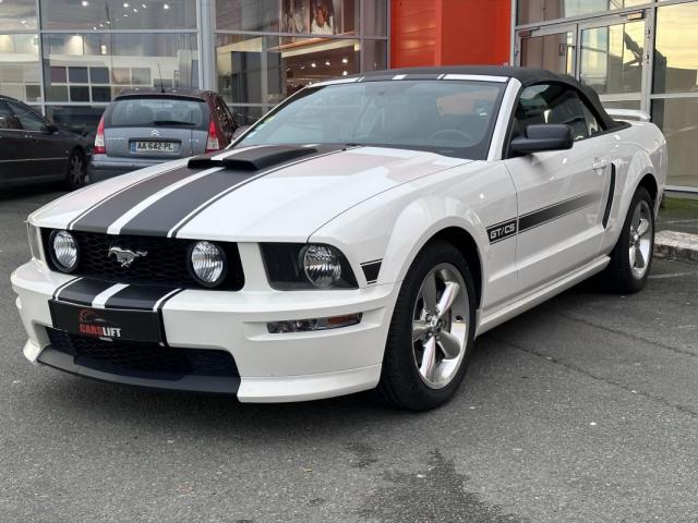 Mustang Convertible image 5