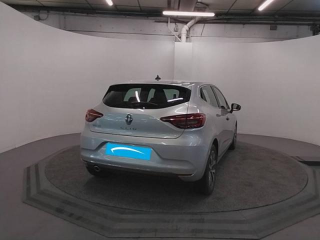 Clio image 3