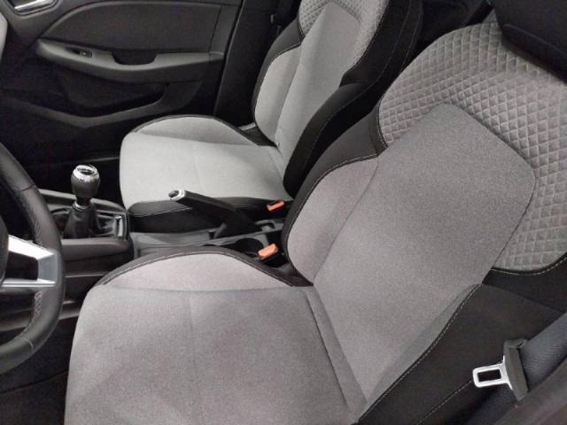 Renault Clio image 7