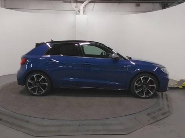 Audi A1 image 9