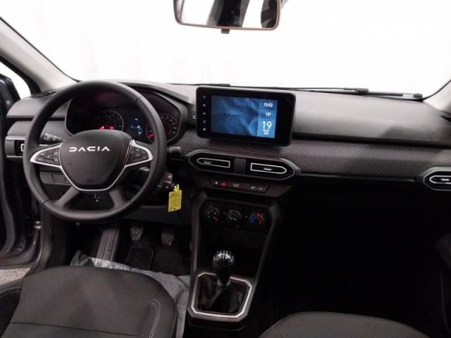 Dacia Sandero image 6
