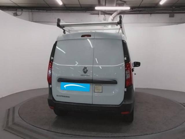 Renault Express image 9