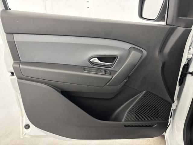 Renault Express image 1