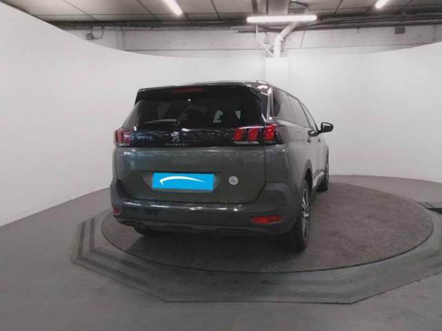 Peugeot 5008 image 6