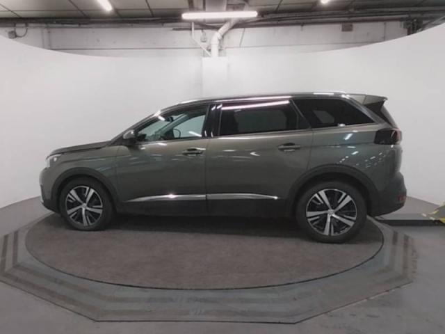 Peugeot 5008 image 7