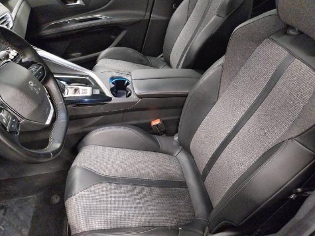 Peugeot 5008 image 4