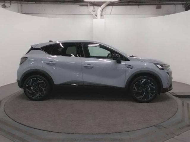 Renault Captur image 8