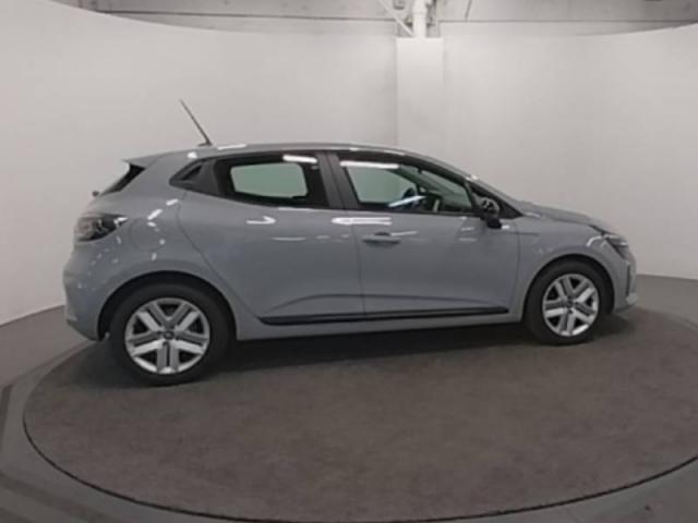 Renault Clio image 6