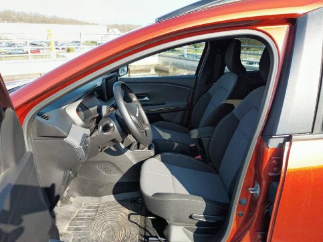 Dacia Sandero image 4