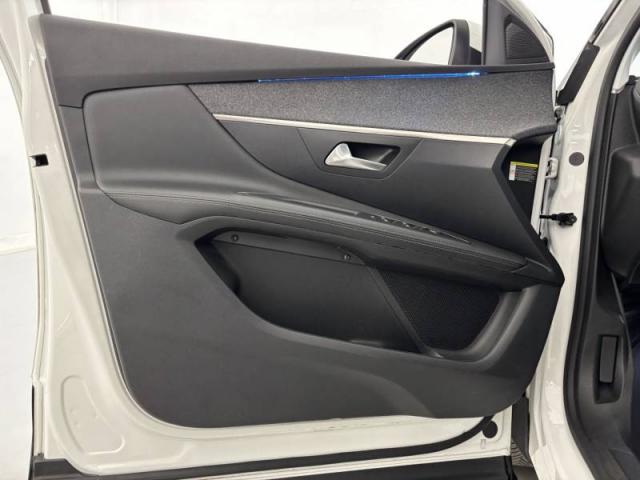 Peugeot 3008 image 1