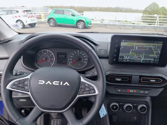 Dacia Sandero image 8