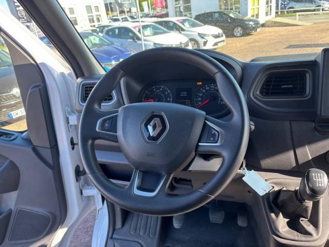 Renault Master image 8