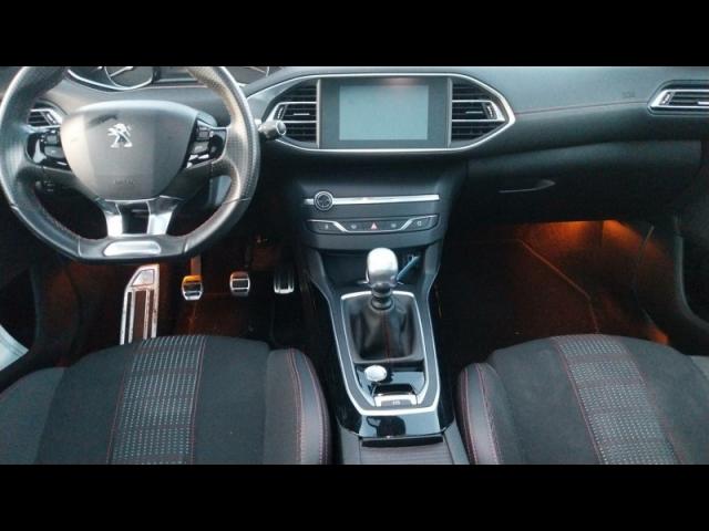 Peugeot 308 image 3