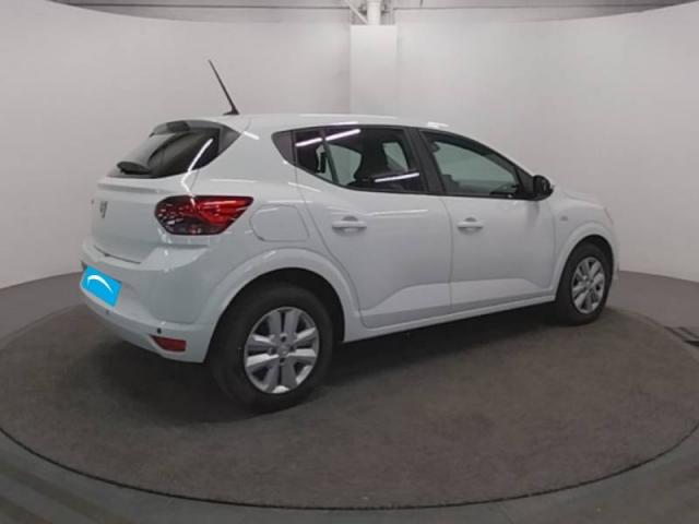 Dacia Sandero image 2