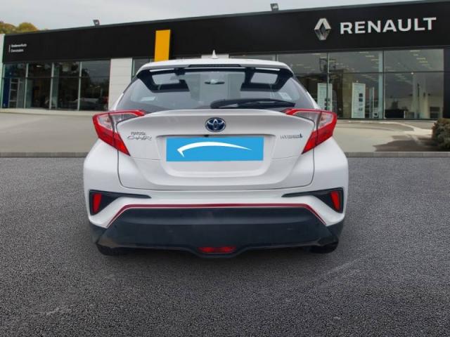 Toyota C-Hr image 6