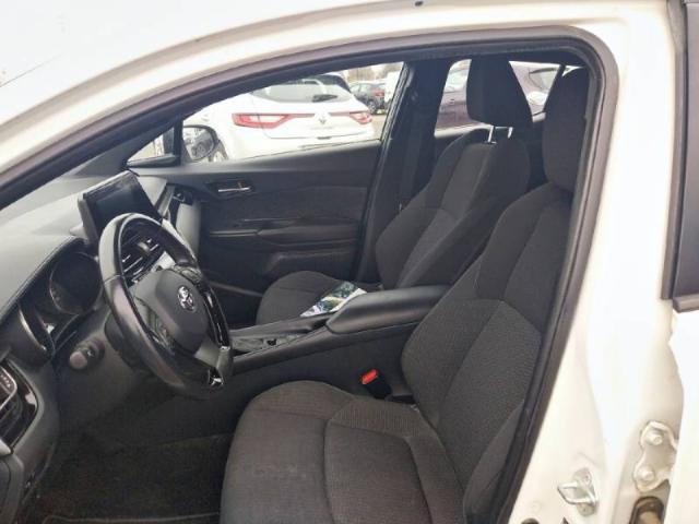 Toyota C-Hr image 1