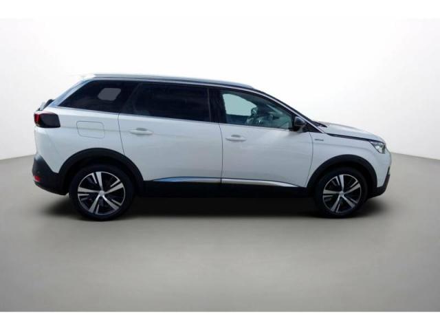 Peugeot 5008 image 2