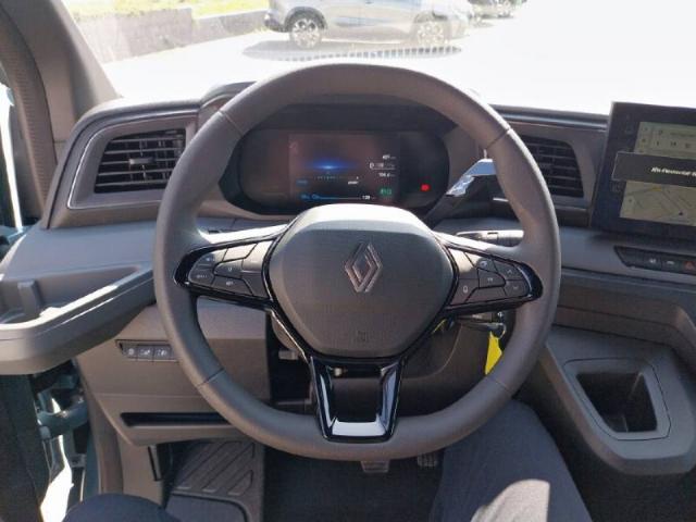 Renault Master image 8