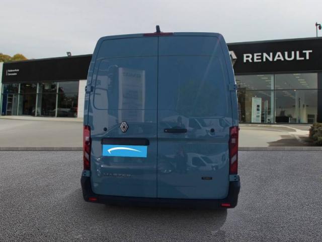 Renault Master image 1