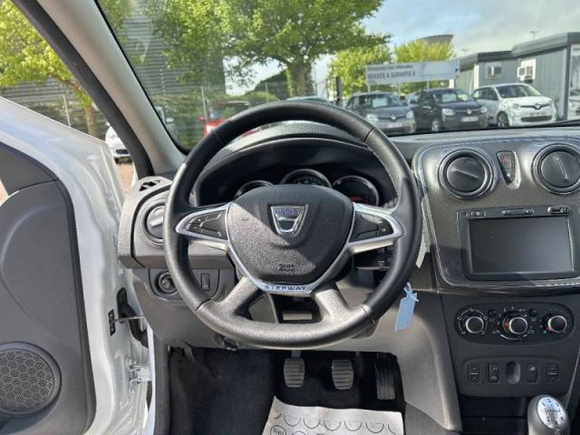 Dacia Sandero image 6