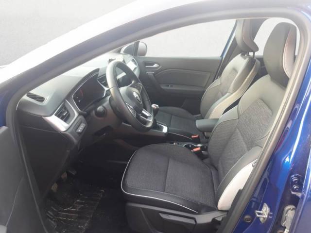 Renault Captur image 2
