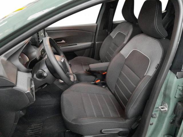 Dacia Sandero image 1