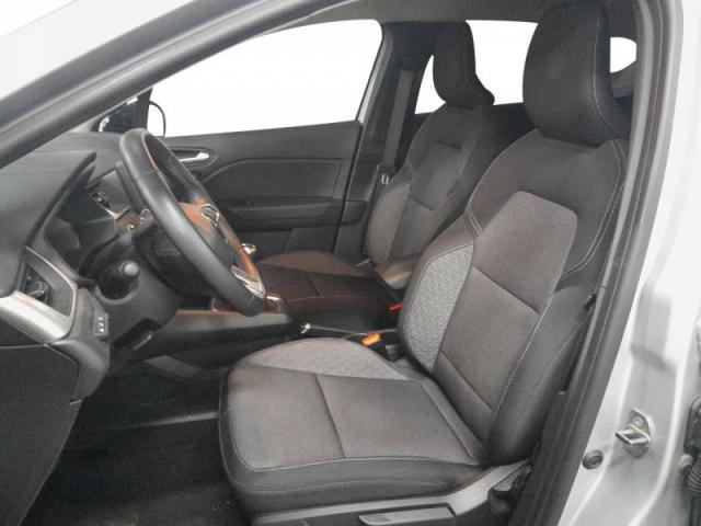 Renault Captur image 1