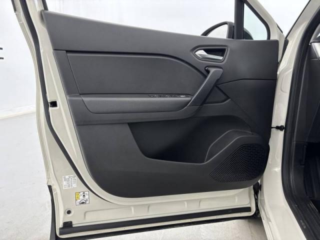 Renault Captur image 1