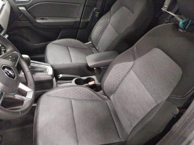 Renault Captur image 8