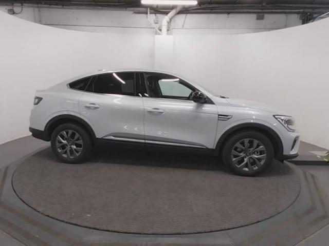 Renault Arkana image 5