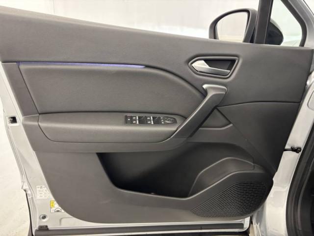 Renault Captur image 1