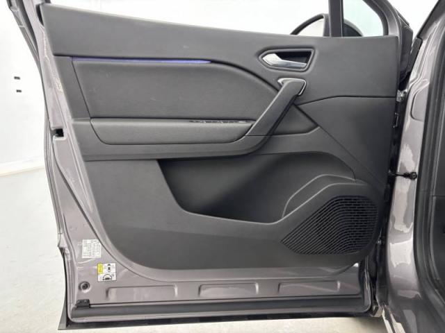 Renault Captur image 2