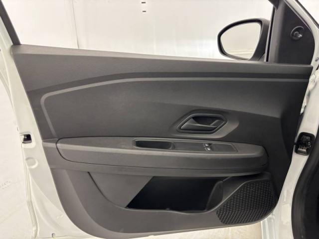 Dacia Sandero image 1