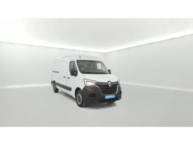 Renault Master image 2