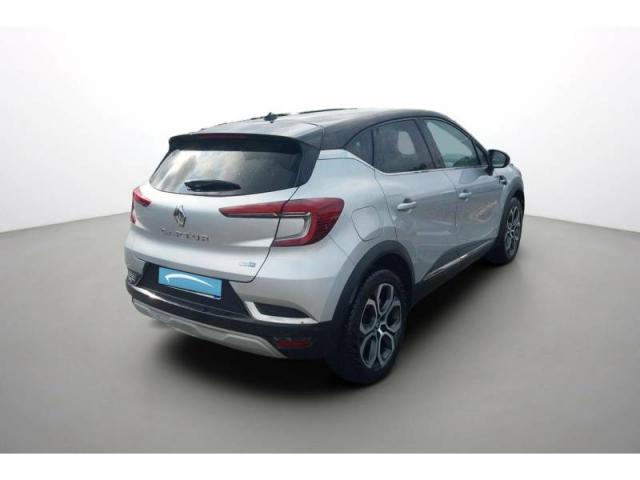 Renault Captur image 2