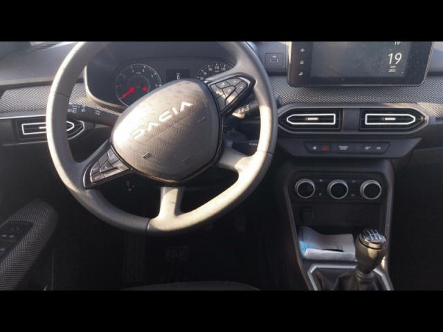 Dacia Sandero image 3