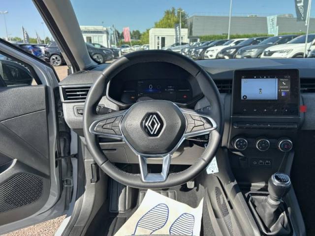 Renault Clio image 8