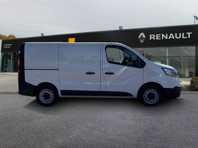 Renault Trafic image 9