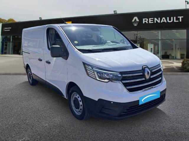 Renault Trafic image 1