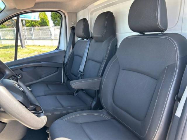 Renault Trafic image 4