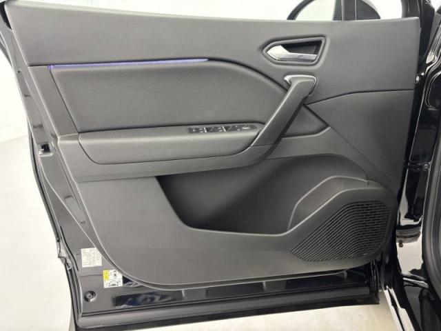 Renault Captur image 9