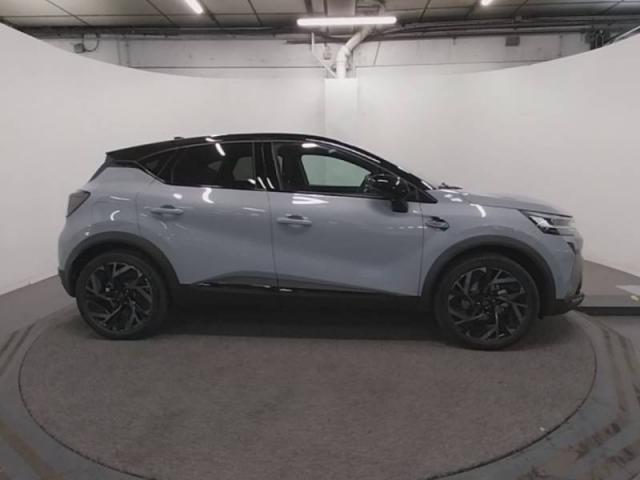 Renault Captur image 9